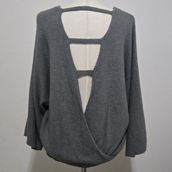 Deep V-Neck Wrap Sweater Dolman Sleeves Gray With Olive Green Hue Size Medium - Picture 3 of 12